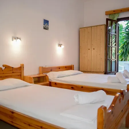 بيت ضيافة Corfu With Big Parking Area